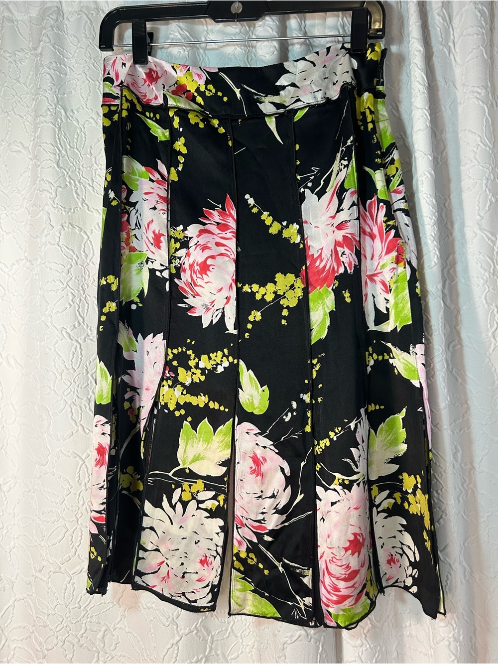 Black Silk Drama car wash hem skirt  size 8